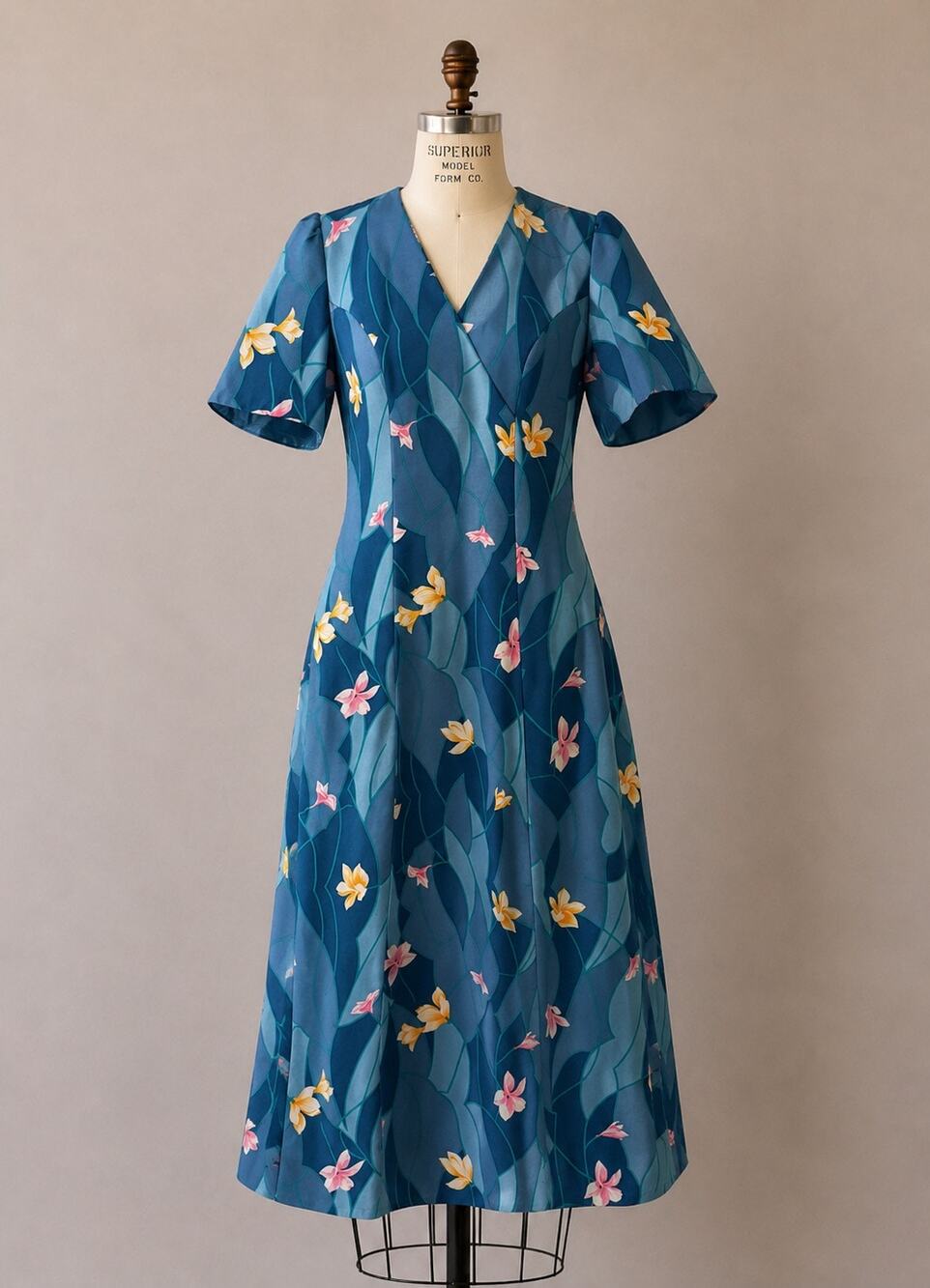 Vintage United Airlines Flight Attendant Uniform Dress by Brookhurst | 6R